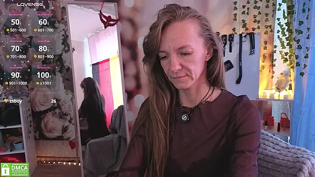 jesica mooonn online show from 06-14-26, 04:57
