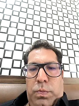 Snapshot of veer8239 chatting on 03-27-26, 07:06 veer8239 online show from 03-27-26, 07:06