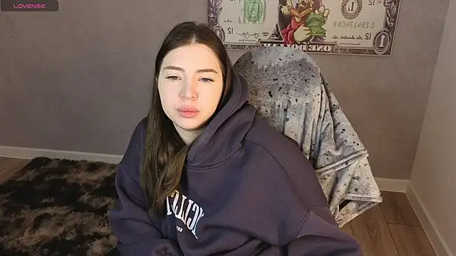 honey cherrry online show from 04-22-26, 02:07