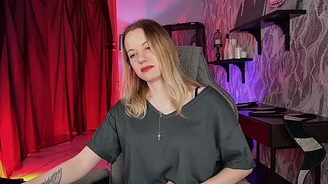 VireliaMoonfall online show from 04-23-26, 12:29