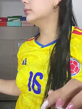Cami olarte online show from 06-12-26, 06:49