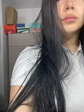 Snapshot of Cami_olarte chatting on 05-16-26, 06:51 Cami olarte online show from 05-16-26, 06:51