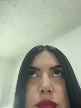 Snapshot of Cami_olarte chatting on 04-26-26, 05:05 Cami olarte online show from 04-26-26, 05:05