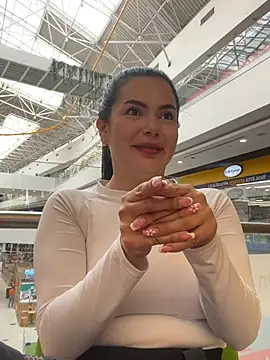 Cami olarte online show from 06-11-26, 06:16