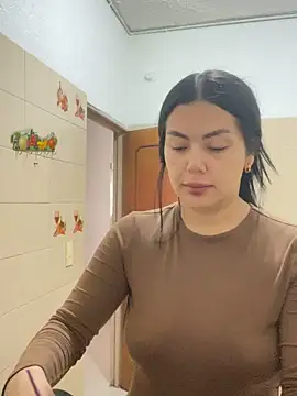 Snapshot of Cami_olarte chatting on 05-20-26, 12:35 Cami olarte online show from 05-20-26, 12:35