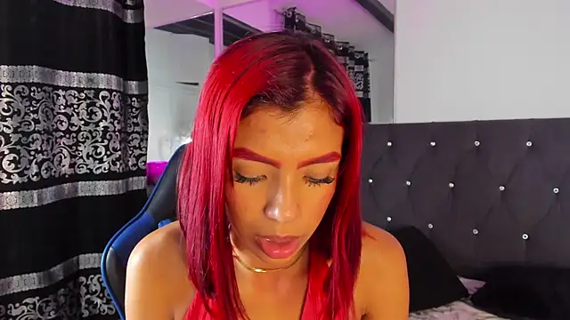 Snapshot of Scarlet__Rosse chatting on 06-20-26, 07:24 Scarlet Rosse online show from 06-20-26, 07:24
