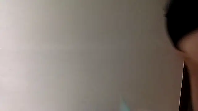 Snapshot of haa106 chatting on 05-10-26, 03:58 haa106 online show from 05-10-26, 03:58