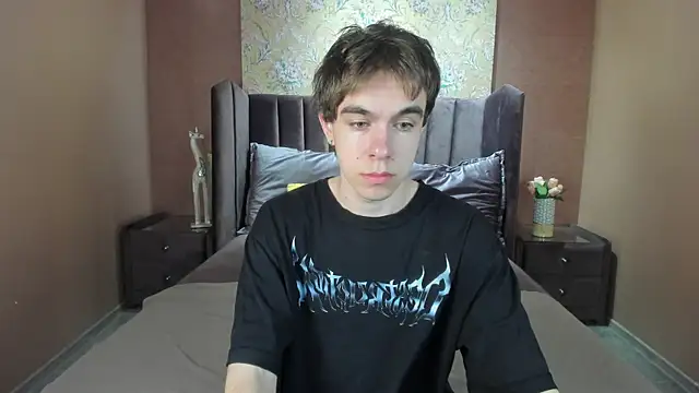 DaveBevy online show from 06-12-26, 07:55