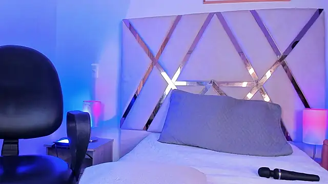 Snapshot of Cory_maiden chatting on 03-29-26, 03:08 Cory maiden online show from 03-29-26, 03:08