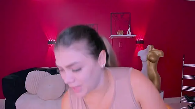 Sofia Velvetx online show from 05-26-26, 01:09