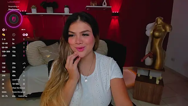 Sofia Velvetx online show from 05-06-26, 02:43