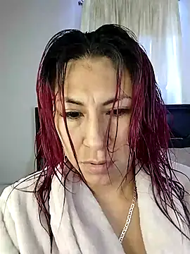 Snapshot of tatianabelli chatting on 04-18-26, 03:14 tatianabelli online show from 04-18-26, 03:14