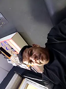 Danielleon12  online show from 03-27-26, 03:24