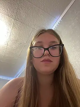 MissAuroraX online show from 05-26-26, 11:14
