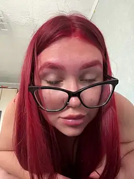Snapshot of MissAuroraX chatting on 06-04-26, 04:50 MissAuroraX online show from 06-04-26, 04:50