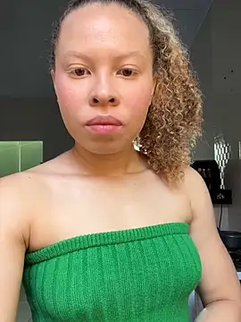 jhully hot online show from 04-18-26, 01:13