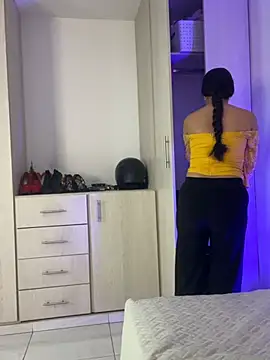 babylexi18 online show from 04-30-26, 07:10