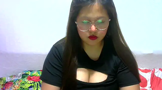 Snapshot of Miss_Ashley chatting on 02-26-25, 02:38 Miss Ashley online show from 02-26-25, 02:38