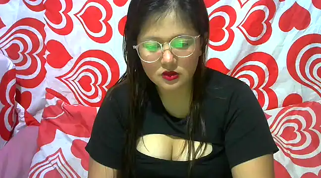 Snapshot of Miss_Ashley chatting on 02-17-25, 01:55 Miss Ashley online show from 02-17-25, 01:55