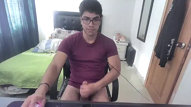 juandoxm4 online show from 06-02-26, 08:42