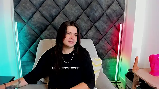 MatthewDavis  online show from 04-08-26, 11:33
