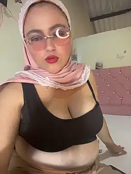 Snapshot of Marian_fadel chatting on 06-07-26, 01:16 Marian fadel online show from 06-07-26, 01:16