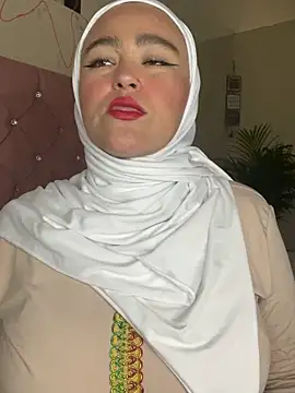 Snapshot of Marian_fadel chatting on 04-15-26, 01:04 Marian fadel online show from 04-15-26, 01:04