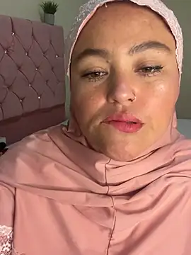 Snapshot of Marian_fadel chatting on 04-08-26, 12:39 Marian fadel online show from 04-08-26, 12:39
