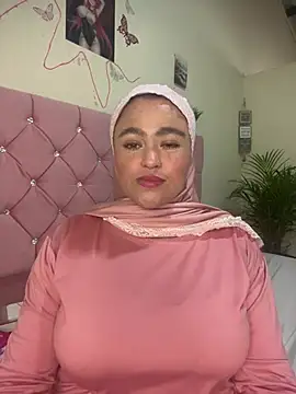 Snapshot of Marian_fadel chatting on 04-13-26, 01:15 Marian fadel online show from 04-13-26, 01:15