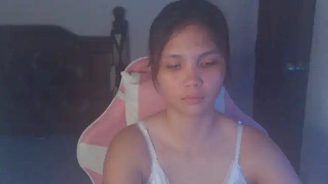 Snapshot of sweet_21_1 chatting on 08-07-26, 08:15 sweet 21 1 online show from 08-07-26, 08:15
