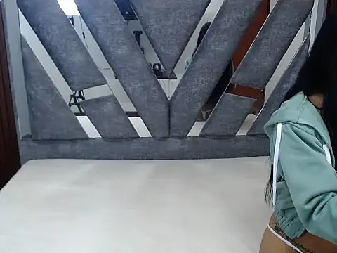 Snapshot of samantharodriguezcl202 chatting on 03-27-26, 02:29 samantharodriguezcl202 online show from 03-27-26, 02:29