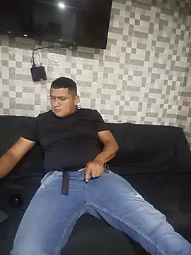 luis20212 online show from 06-17-26, 03:28