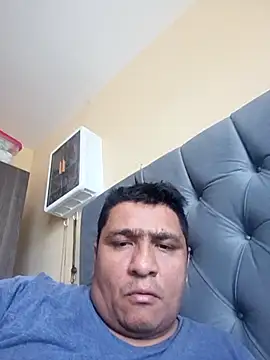 luis20212 online show from 04-08-26, 04:41