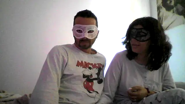 Snapshot of Coppiabhubhu chatting on 04-26-26, 02:14 Coppiabhubhu online show from 04-26-26, 02:14