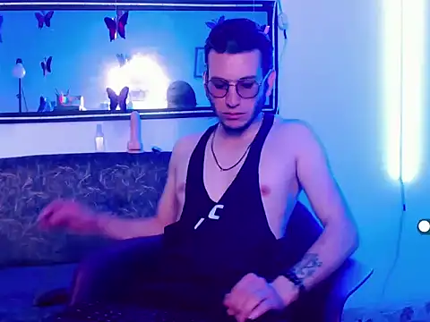 Frithu Sex online show from 04-17-26, 01:58