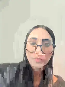 juliacosta online show from 04-23-26, 01:35