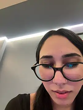 juliacosta online show from 04-07-26, 06:54