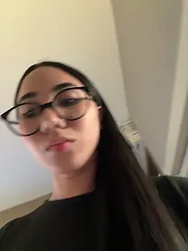juliacosta online show from 04-26-26, 10:01