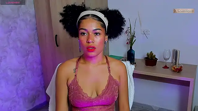 baddie delaylaa online show from 05-01-26, 07:08