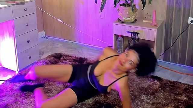 baddie delaylaa online show from 04-10-26, 05:42