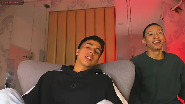 MaicolSmiith  online show from 04-10-26, 02:29