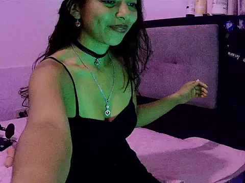 CamilaPerez2001 online show from 03-28-26, 03:02