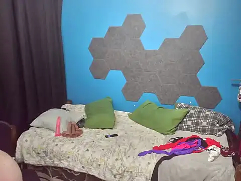 MachoPutito online show from 10-11-25, 05:08