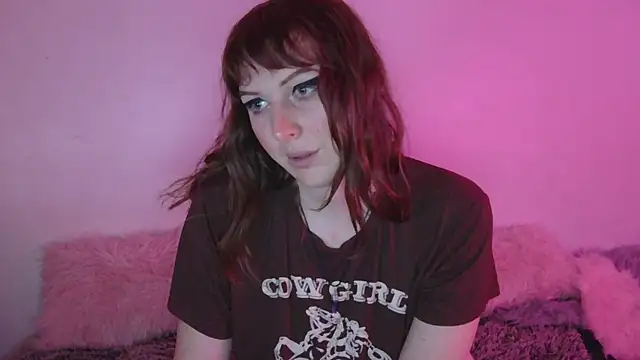 April  kittyy online show from 05-18-26, 03:06