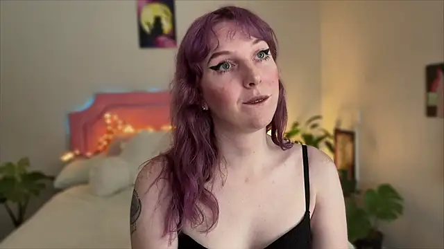 April  kittyy online show from 07-22-26, 02:13