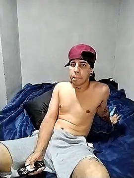 Snapshot of Hades_24 chatting on 03-29-26, 04:25 Hades 24 online show from 03-29-26, 04:25