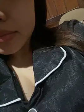 Snapshot of -Vaci- chatting on 03-29-26, 02:02 -Vaci- online show from 03-29-26, 02:02