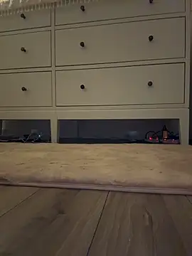 HongKong Lana online show from 04-10-26, 10:11