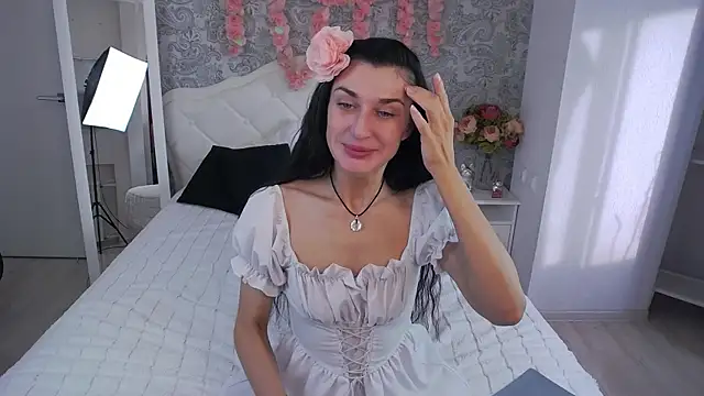 AriannaCruise online show from 04-06-26, 03:57