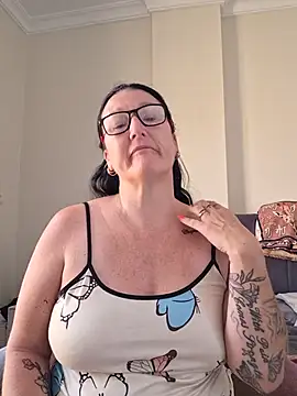Flirty Siennax online show from 07-17-26, 08:55